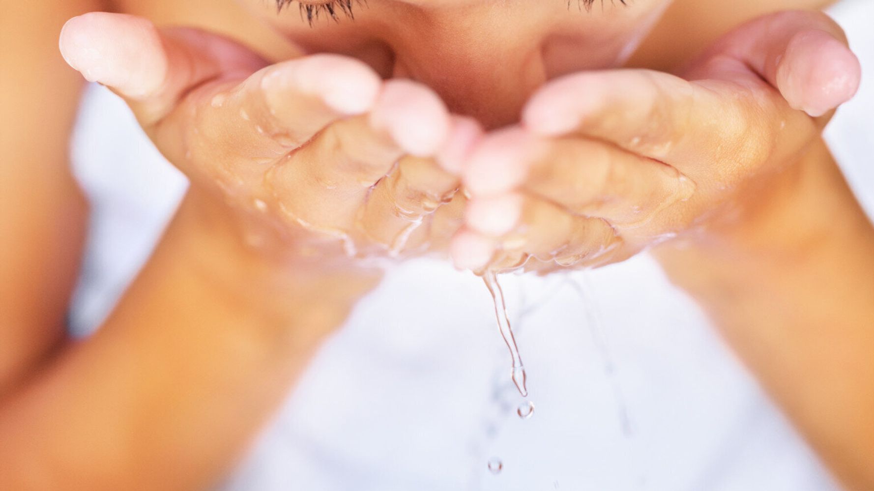 Let S Start With The Basics Washing Your Face Huffpost Uk Life