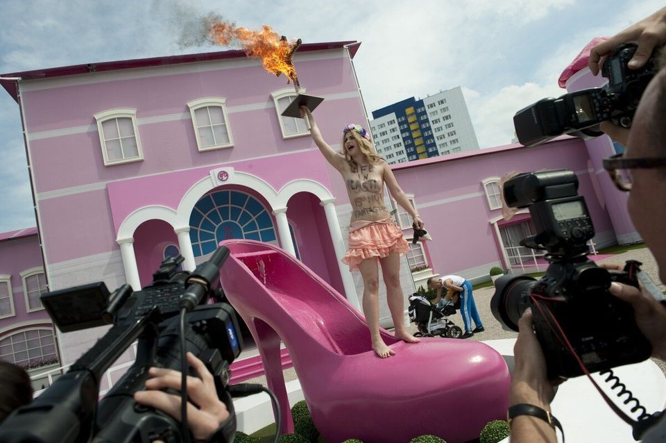 Barbie Dreamhouse Experience Opens In Berlin