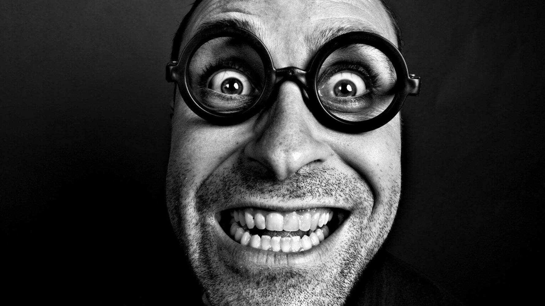 'Mad Swivel Eyed Loons' Twitter's Swivel EyedSongs And Loongate