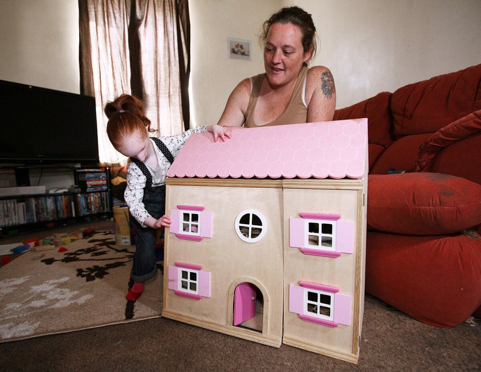 Smallest Girl In The World Charlotte Garside Lives Like 'Normal Five