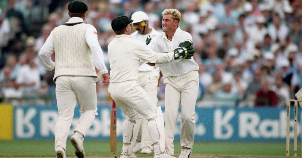 Shane Warne's Ball Of The Century Vs Mike Gatting 20 Years On (VIDEO ...