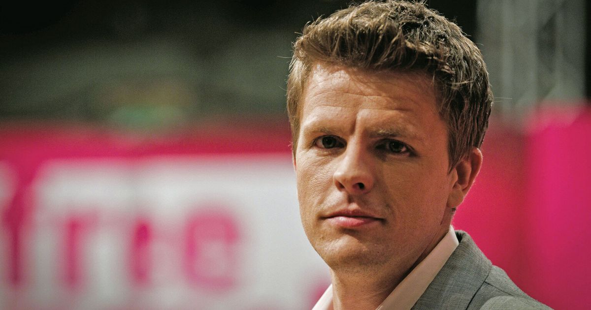 BBC Formula One Presenter Jake Humphrey Quits To Present