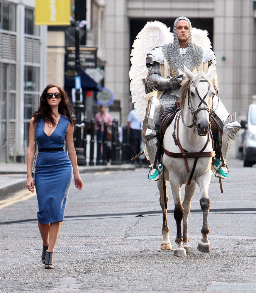 Robbie Williams 'Vertigo' video shoot