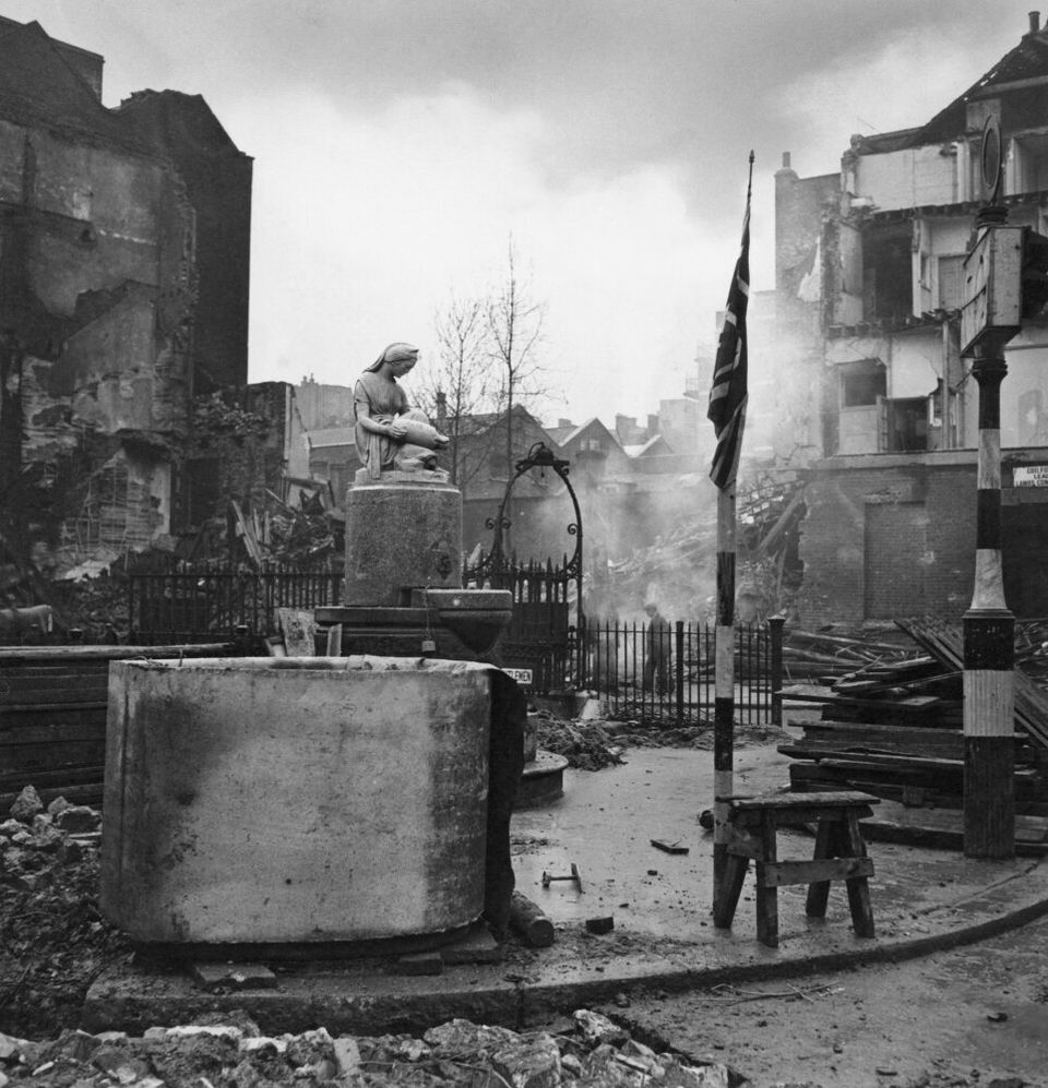 Bomb damage, Bloomsbury Square, London 1940