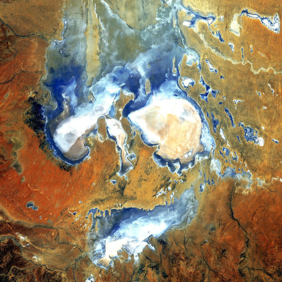Lake Eyre Landsat 5 Acquired 8/5/2006
