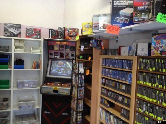 Retro on sale gaming stores