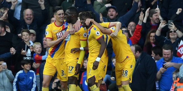 Christian Benteke S Non Celebration Against Liverpool Is Proof Respect In Football Has Gone Too Far Huffpost Uk