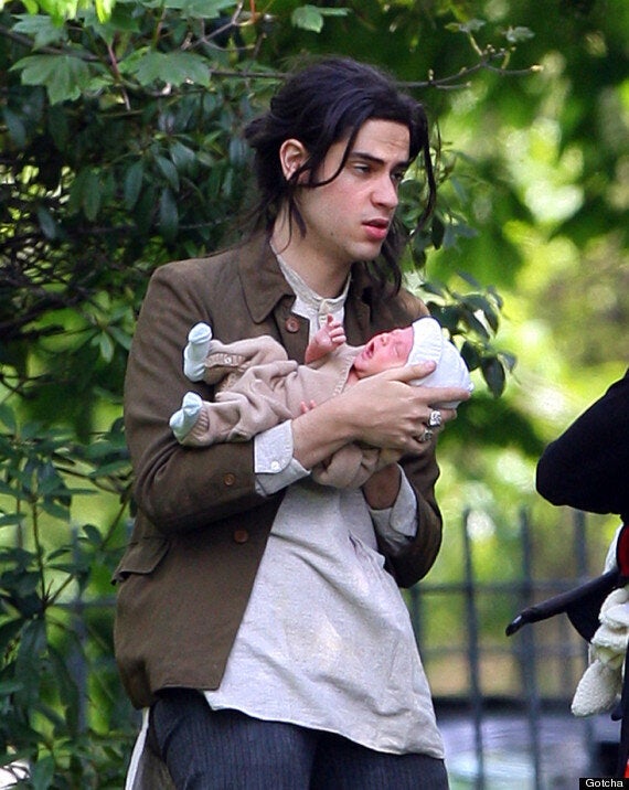 Peaches Geldof And Baby Astala Enjoy The Park Life (PHOTOS)