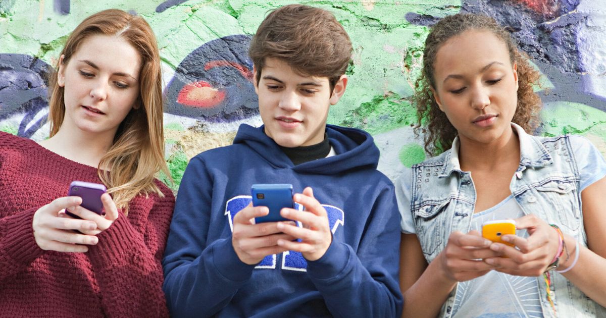 Millennials Vs Generation Z Four Things To Know Huffpost Uk Tech