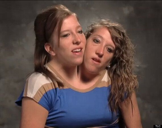 Abby and Brittany Hensel, identical conjoined twins, return to TV with new  reality series