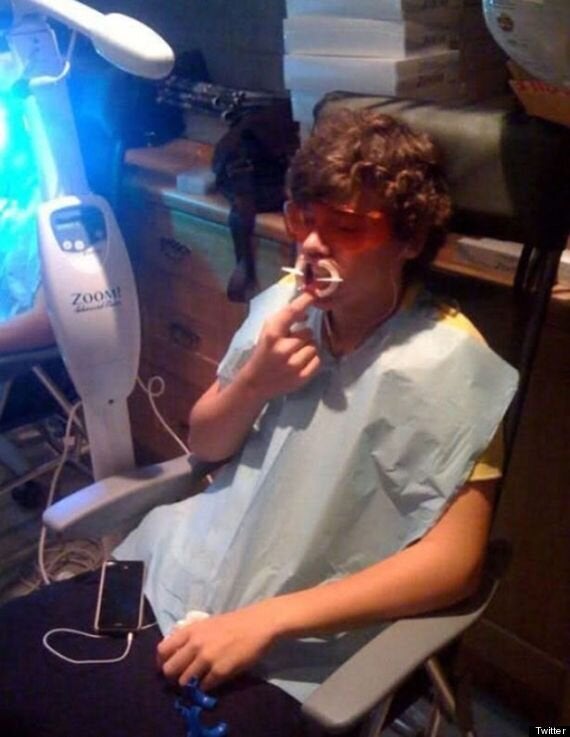 One Directions Harry Styles And Zayn Malik Get Their Teeth And Nails Done Photos Huffpost 