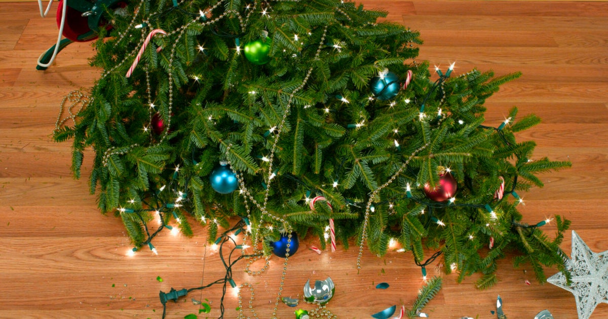 The Sadness Of Taking Down The Christmas Tree HuffPost UK Life