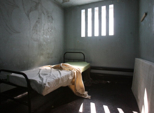 Escaped Prisoners: The Most Outrageous Jail Breaks, From Alcatraz To ...