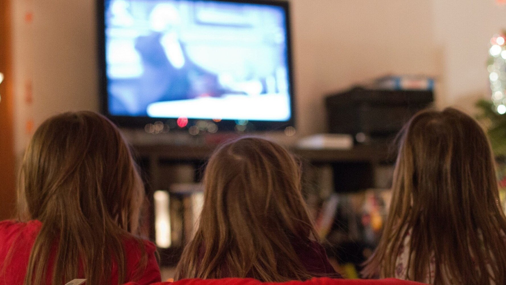 Can Too Much TV Affect Our Children's Behaviour? HuffPost UK Parents