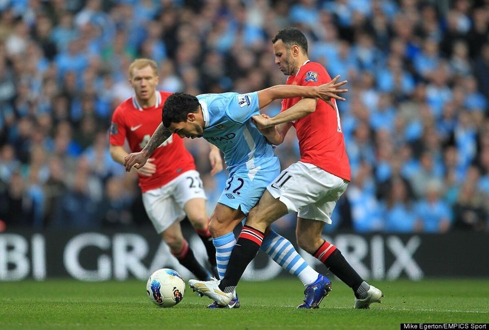 Soccer - Barclays Premier League - Manchester City v Manchester United - Etihad Stadium
