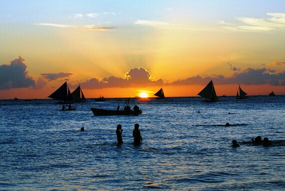 boracay backpacker