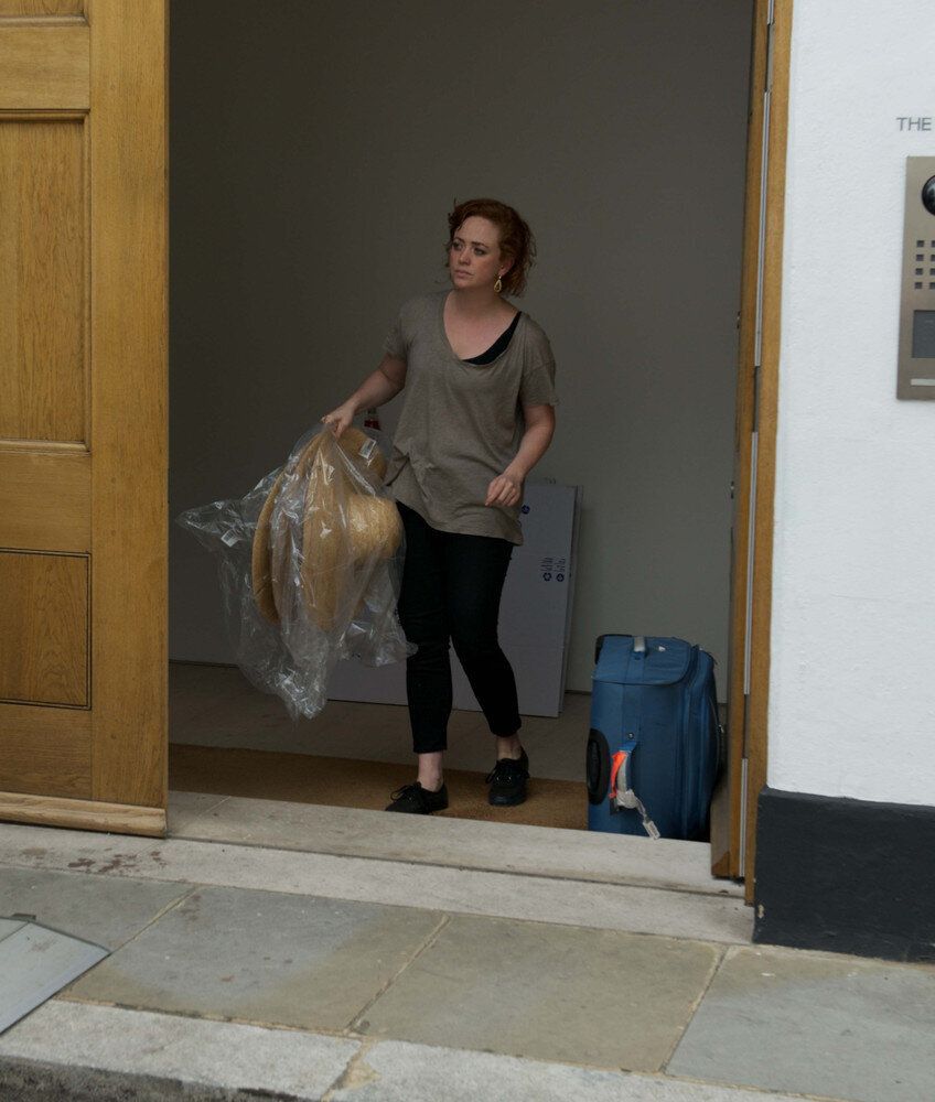 Removals staff pack up Nigella Lawson's belongings