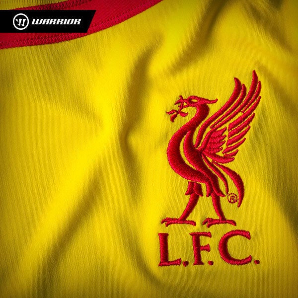 Liverpool FC Away Football Shirt Jersey Yellow Warrior Steven Gerrard  Medium LFC