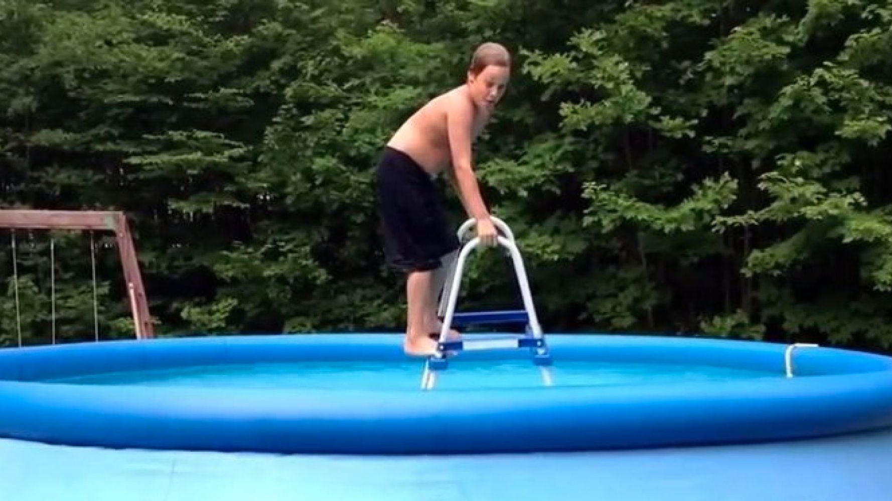 WATCH: The Very Best Swimming Pool Fails (VIDEO) | HuffPost UK Comedy