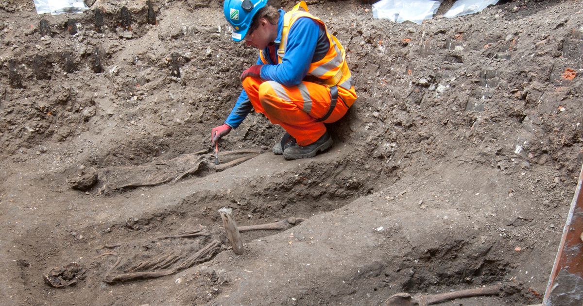 Crossrail To Dig Up More Bedlam Bodies Under Liverpool Street ...