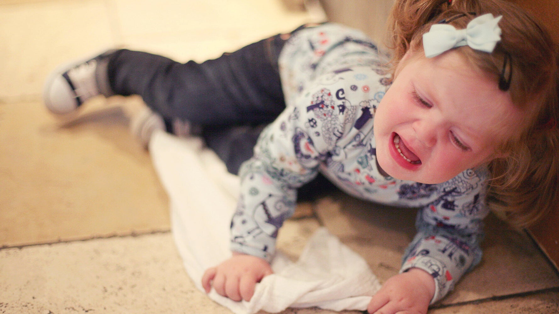 AssholeParent Photos Show How Parents Drive Reasonable Toddlers To