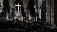 Worshippers To Wear Hard Hats At Notre Dame's First Mass Since Blaze