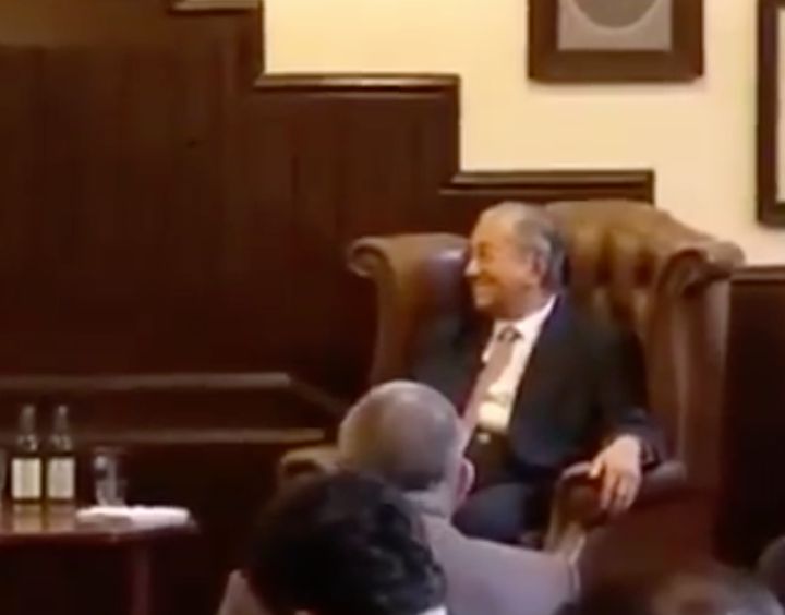 Mahathir Mohamad has been criticised for comments during an appearance at the Cambridge Union.