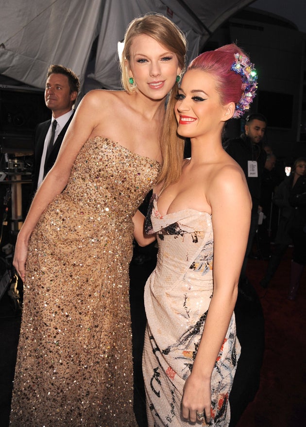 Taylor and Katy at the American Music Awards in