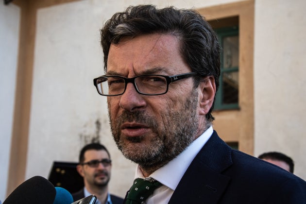 Salvini vuole Giorgetti commissario Ue: 3 ostacoli per il leghista