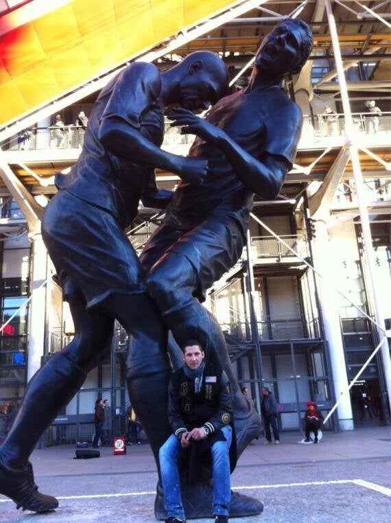 zidane statue