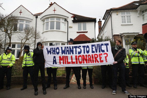 Bedroom Tax Protests Uk Uncut Hand Eviction Notices At Homes Of Iain Duncan Smith And Tory