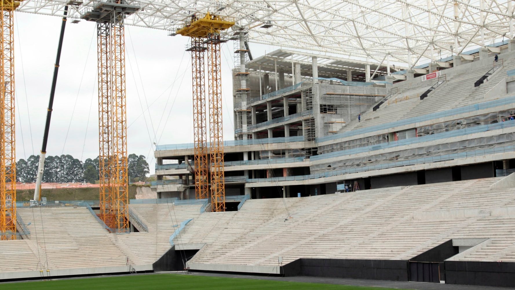 Brazil World Cup Stadium Collapse Two Killed (PICTURES) HuffPost UK