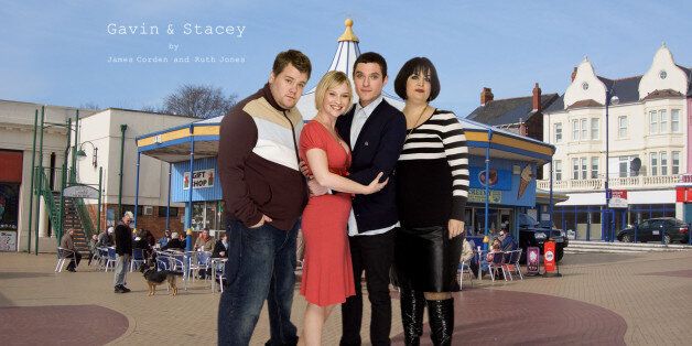 just fell in love, retroactively, with Gavin and Stacey and, of course, had to make a desktop. it's built for my 1920x1200 monitor, but I imagine it'll crop to 1024x fairly well...I swiped the BG from one of ingerson_sharon's beautiful photos of Barry Island.