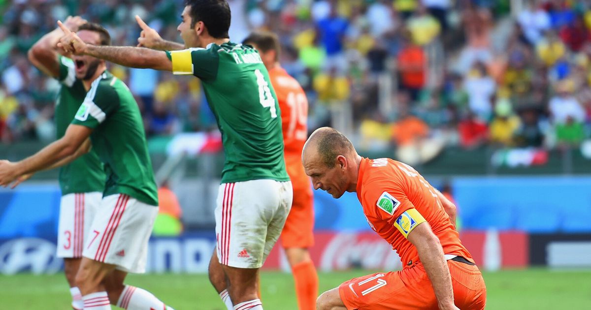 Netherlands 2-1 Mexico - World Cup 2014: Arjen Robben Admits 'Diving ...