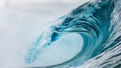 El mar imperecedero que se alza