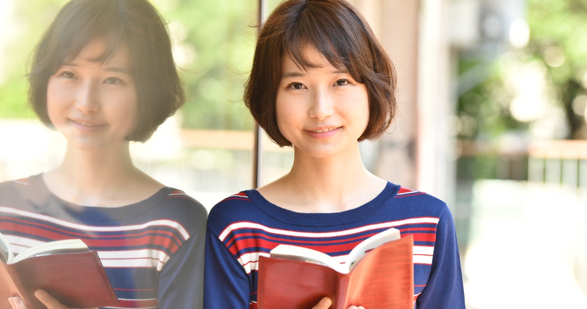 読書ってかっこいい というイメージを作りたい 文学 Youtuber ベルさんが 本の魅力を発信し続ける理由 ハフポスト 読書ってかっこいい というイメージを作りたい 文学 Youtuber ベルさんが 本の魅力を発信し続ける理由 ハフポスト