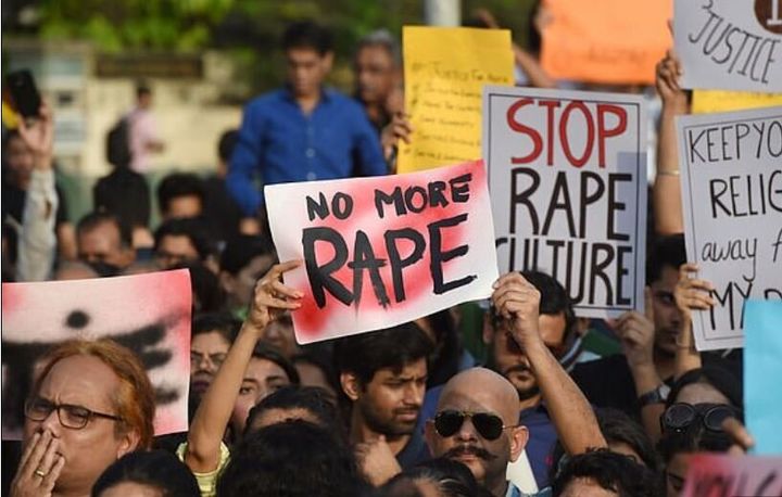 Φωτό αρχείου από τις διαμαρτυρίες στην Ινδία για τις συστηματικές σεξουαλικές επιθέσεις. 
