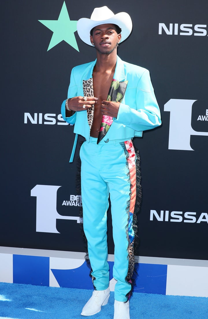 BET Awards 2019 Red Carpet: See All The Stunning Looks As Stars Arrive ...