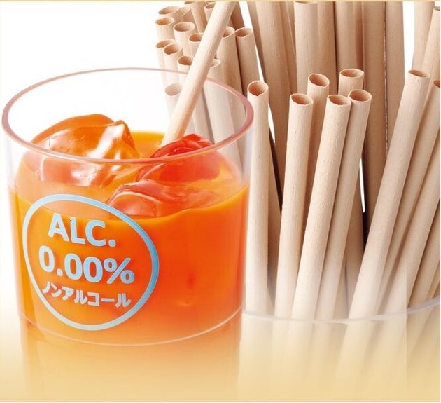 和民 全店でプラスチックストローを廃止し 間伐材で作った 竹ストロー を導入 ハフポスト