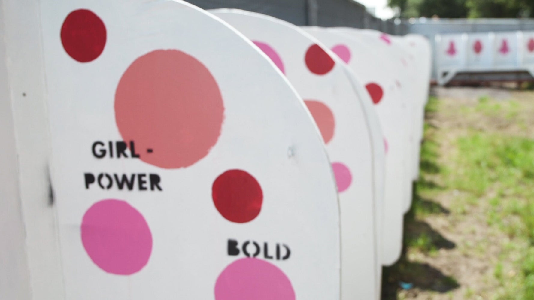 Glastonbury Festival Opens FemaleOnly Urinals HuffPost UK Life