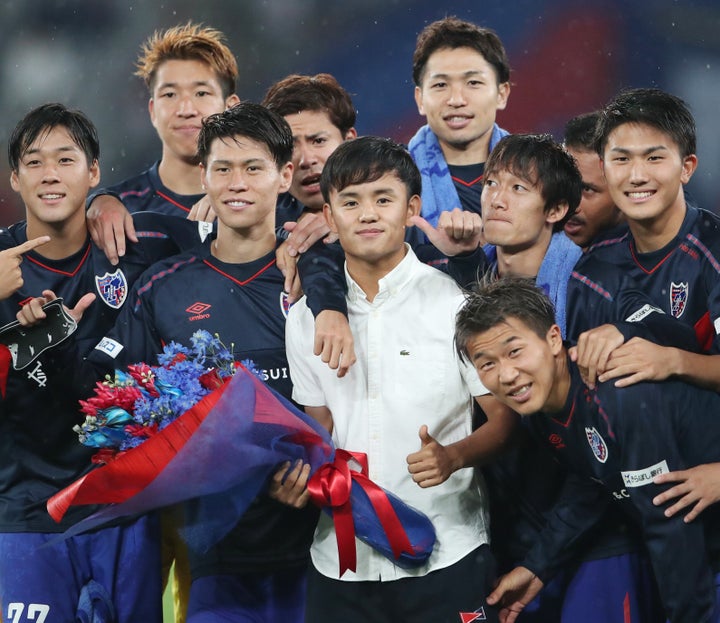 東京を背負って世界に羽ばたいていけることを 誇らしく思います 久保建英がファンに感謝 ハフポスト News 東京を背負って世界に羽ばたいていけることを 誇らしく思います 久保建英がファンに感謝 ハフポスト News