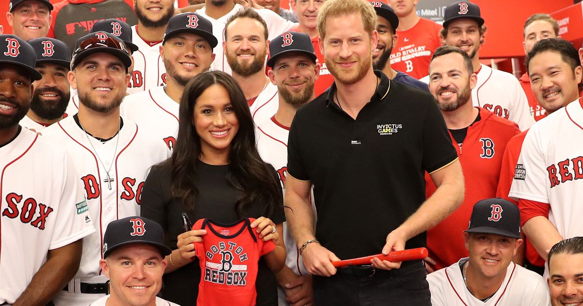 Meghan Markle and Prince Harry: Yankees crush Red Sox as league