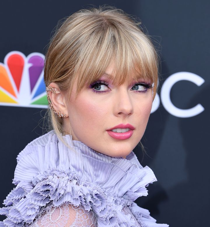 Taylor Swift expressed her outrage over Scooter Braun acquiring her music catalog in a lengthy Tumblr post Sunday.