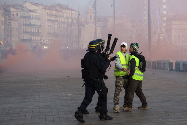 Gilets Jaunes La Famille De Zineb Redouane Accuse La Police