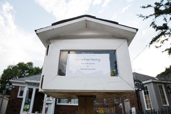 Little Free Pantries Are Trying To Help Canadians Who Can T Afford