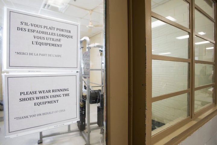 A sign in shown at an immigration holding centre in Laval, Que., on Aug. 15, 2016.