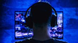 Χτύπησε την έγκυο σύντροφό του επειδή τον διέκοψε ενώ έπαιζε online παιχνίδι κάνοντας