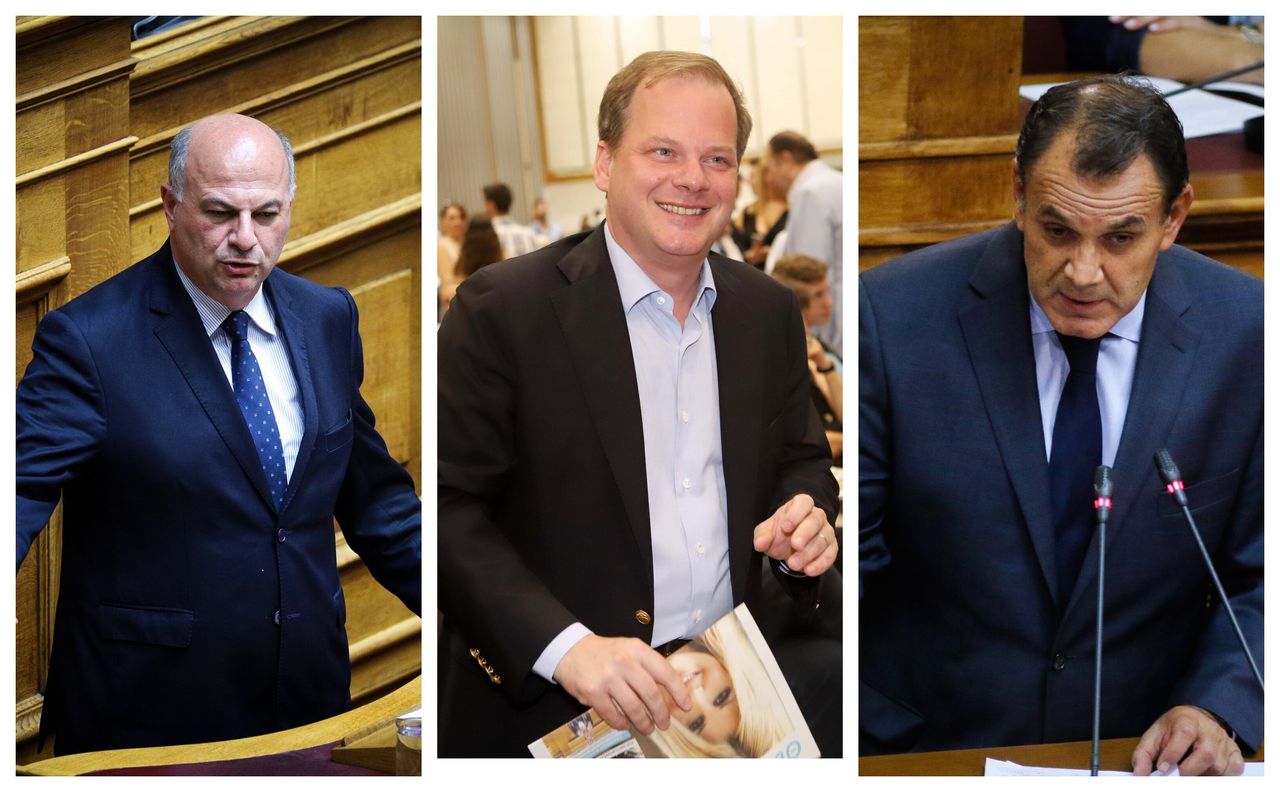Ο υπουργός Δικαιοσύνης, Κώστας Τσιάρας, ο υπουργός Μεταφορών, Κώστας Αχ. Καραμανλής και ο υπουργός Εθνικής Αμυνας, Νίκος Παναγιωτόπουλος.