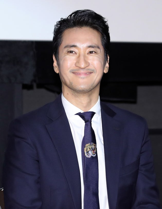 배우 신현준이 이집트 박물관에서 닮은꼴을 찾았다 | 허프포스트코리아