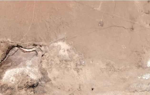 Η ρωγμή που δημιουργήθηκε εξαιτίας του ισχυρού σεισμού.